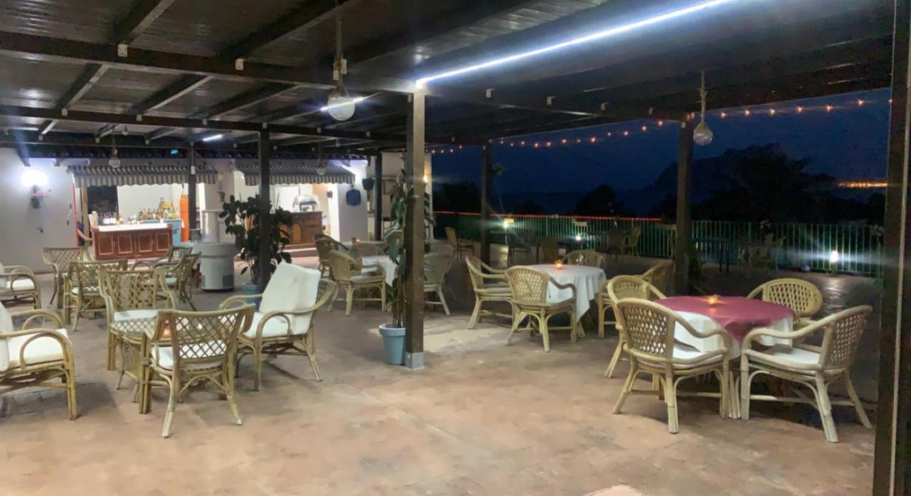 Hotel Restaurant Baladrar Benissa Kültér fotó
